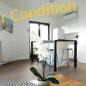https://central-port-warsaw-apartment.warsawhotelspoland.com