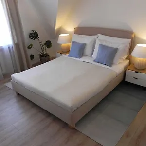  Apartment Starowka